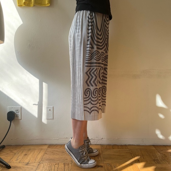 PLEATS PLEASE Issey Myake Graphic Print Pant - Picture 12 of 15